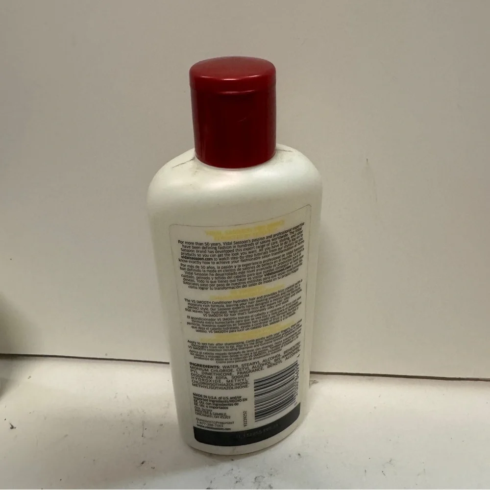 Vidal Sassoon Extreme Smooth Conditioner 12 OZ